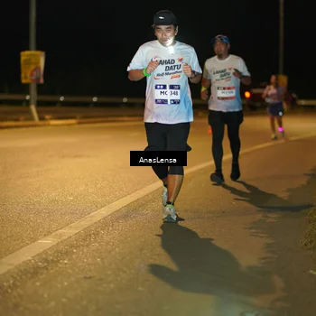 Runner Photo 7710434