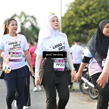Runner Photo 7710435