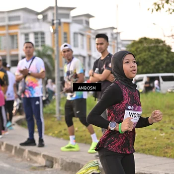 Runner Photo 7710448