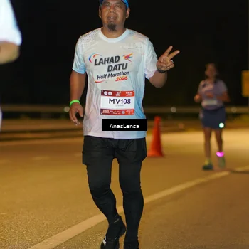 Runner Photo 7710457