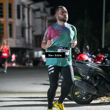 Runner Photo 7710460