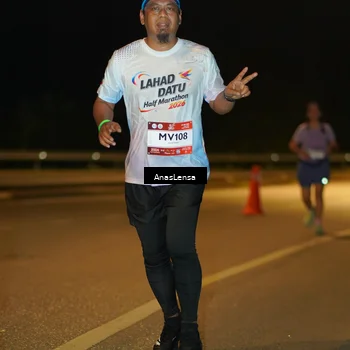Runner Photo 7710465