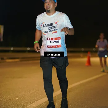 Runner Photo 7710479