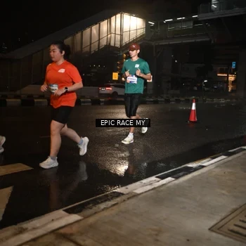 Runner Photo 7710482