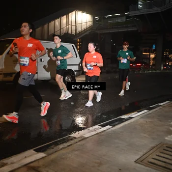 Runner Photo 7710486