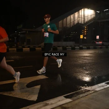 Runner Photo 7710510
