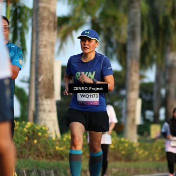 Runner Photo 7710540