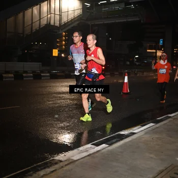 Runner Photo 7710541