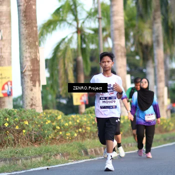 Runner Photo 7710542
