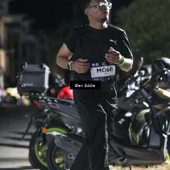 Runner Photo 7710547