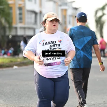 Runner Photo 7710578