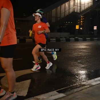 Runner Photo 7710579