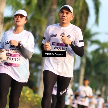 Runner Photo 7710583
