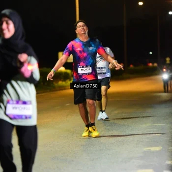 Runner Photo 7710601