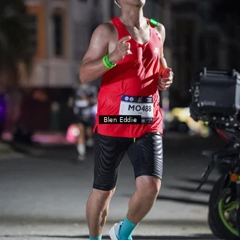 Runner Photo 7710606