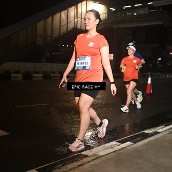 Runner Photo 7710609