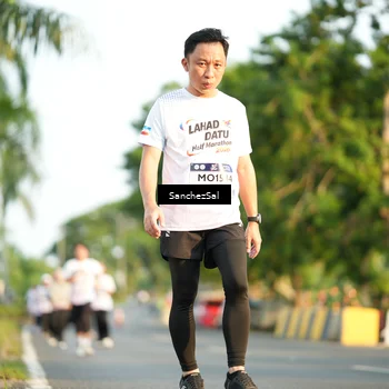 Runner Photo 7710616