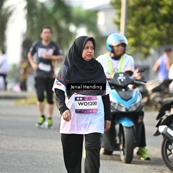 Runner Photo 7710619