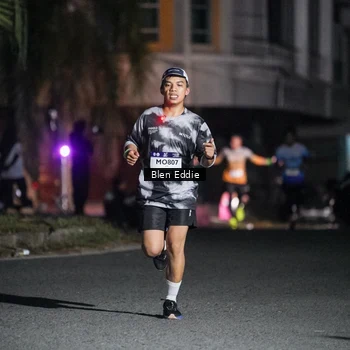 Runner Photo 7710648