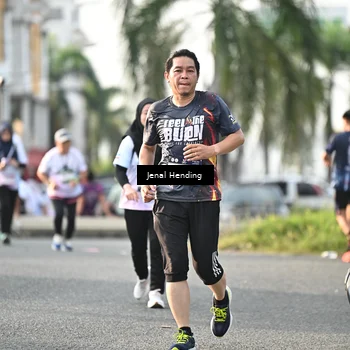 Runner Photo 7710651