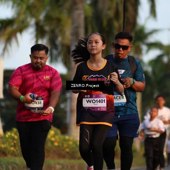 Runner Photo 7710652