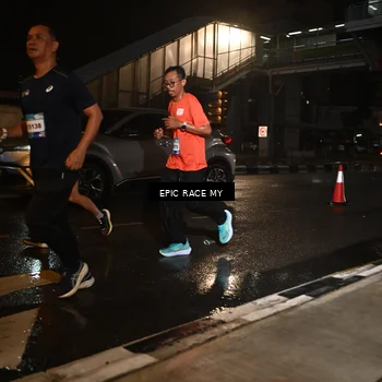 Runner Photo 7710681