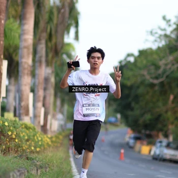 Runner Photo 7710688