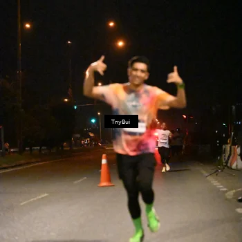 Runner Photo 7710689