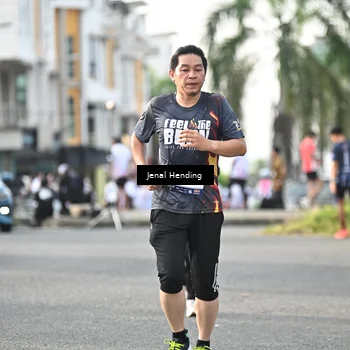Runner Photo 7710698