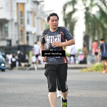 Runner Photo 7710701
