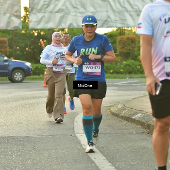Runner Photo 7710737