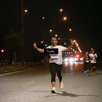 Runner Photo 7710762