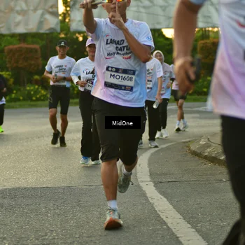 Runner Photo 7710799