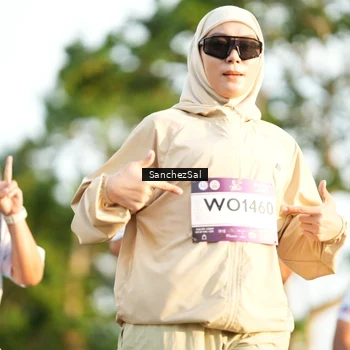 Runner Photo 7710803