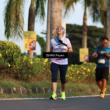 Runner Photo 7710806
