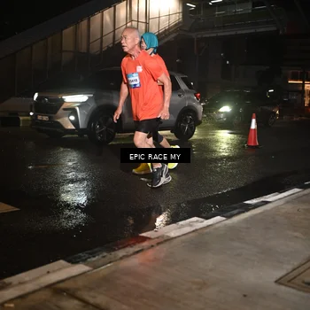 Runner Photo 7710817