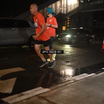 Runner Photo 7710821