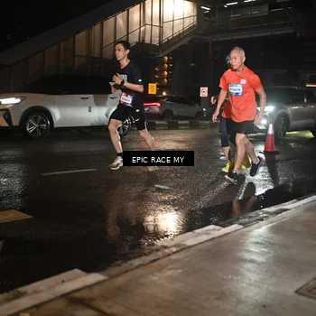 Runner Photo 7710831