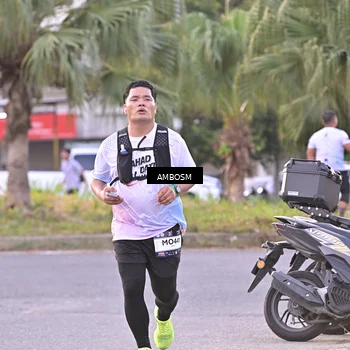 Runner Photo 7710845