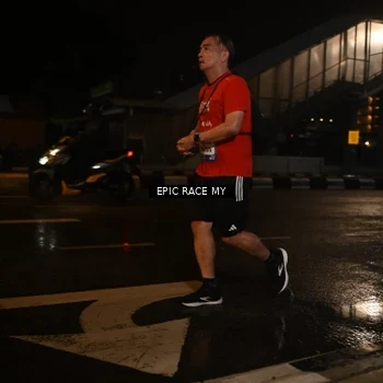 Runner Photo 7710865