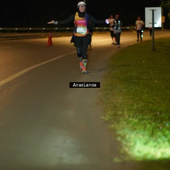 Runner Photo 7710866
