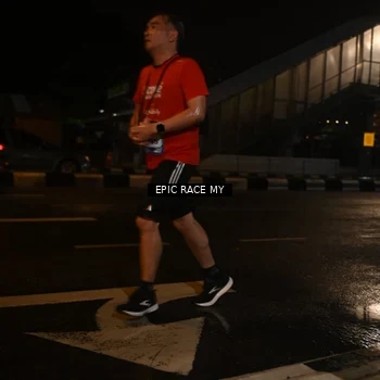 Runner Photo 7710877