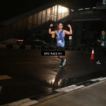 Runner Photo 7710906