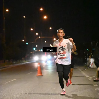 Runner Photo 7710930