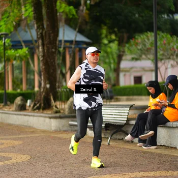 Runner Photo 7710947
