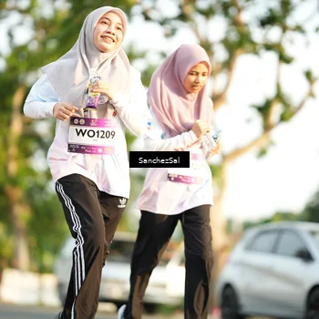 Runner Photo 7710956