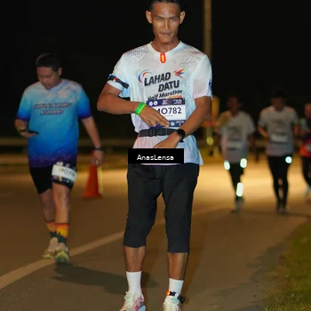 Runner Photo 7710957