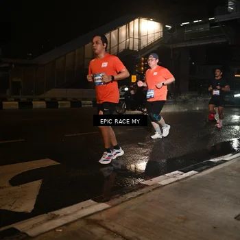 Runner Photo 7710960