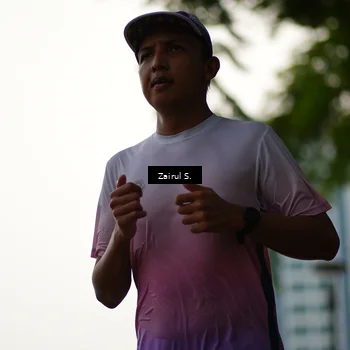 Runner Photo 7710977