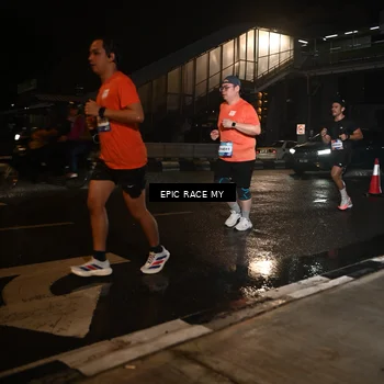 Runner Photo 7710981